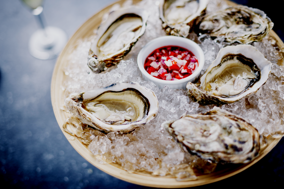 oysters with shallots sauce